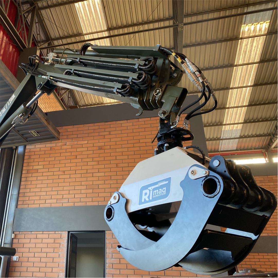 RT Maq Guindastes Caxias do Sul-RS - Acessórios - Garra Florestal 01